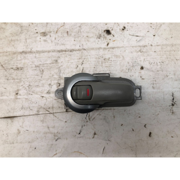 Maçaneta Interna Dianteira Direita Nissan Livina 2009 2014 Cinza-escuro Dianteira