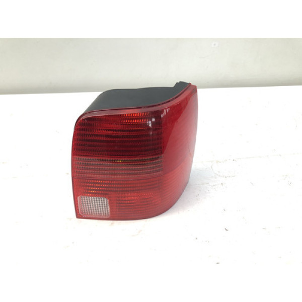 Lanterna Direita Vw Passat Variant 1997 2000 Direito/passageiro Vermelho