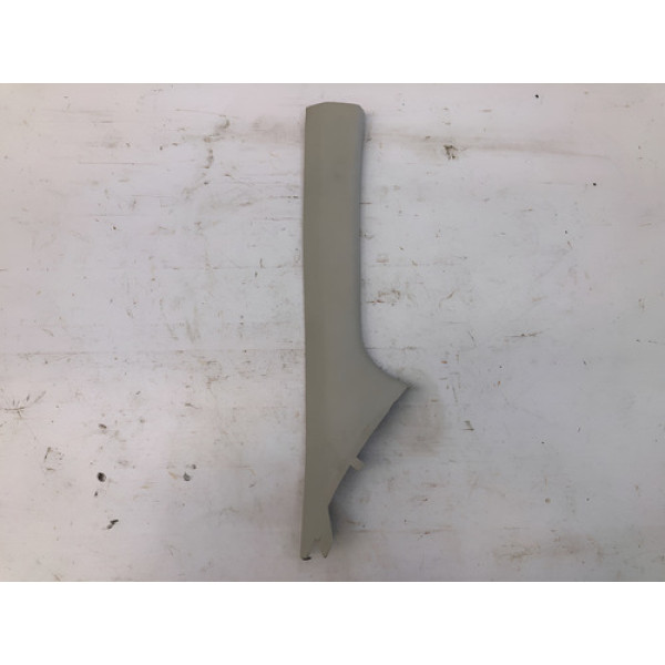 Moldura Coluna Para Brisa Direita Gm Onix 2012 2019 52043516