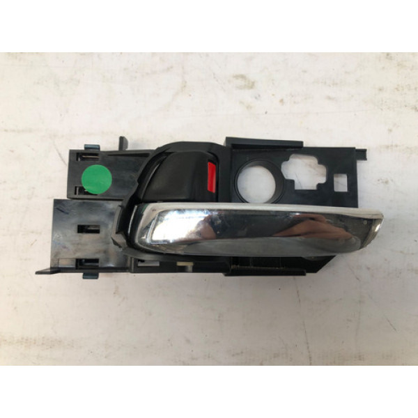 Maçaneta Interna Traseira Esquerda Honda Hrv 1.8 2018 2021 Prateado Traseira