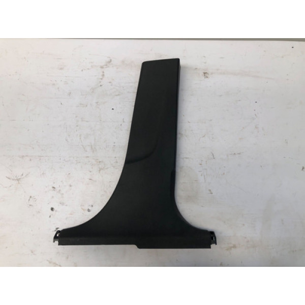 Acabamento Inferior Coluna Central Direita Gm Onix Lt 2013