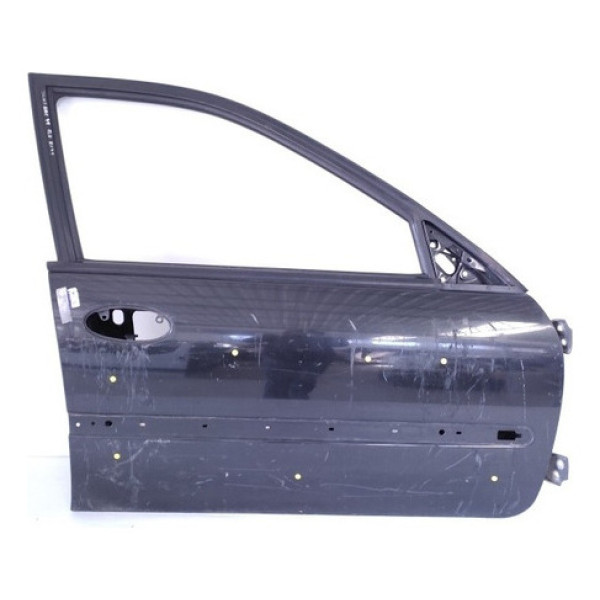 Porta Dianteira Direita Renault Laguna 1996 1999 * Detalhe