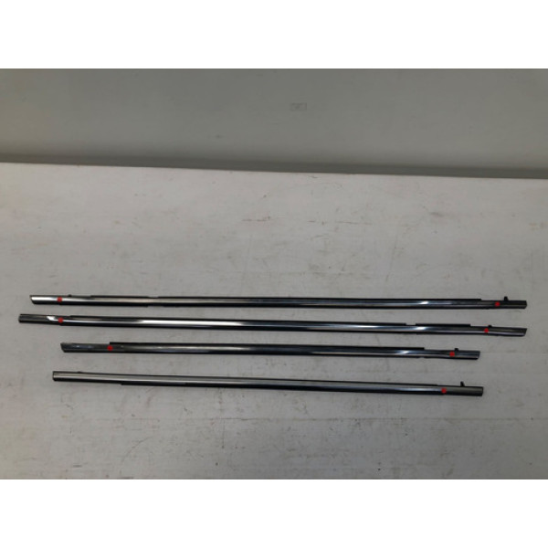  Kit Pestana Externa Porta Subaru Forester 2013 2018 Detalhe