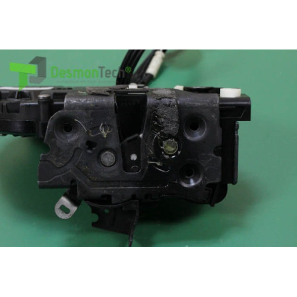 Fechadura Porta Traseira Direita Discovery 3 2.7 2008