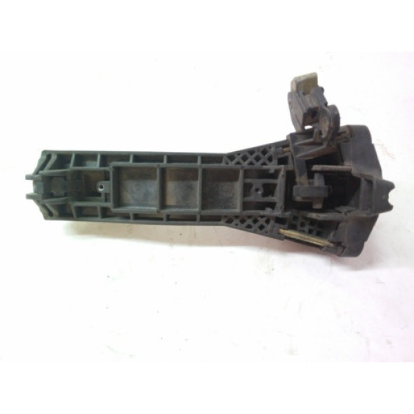 Maçaneta Externa Dianteirs Traseira Diteira - Classe A Friso