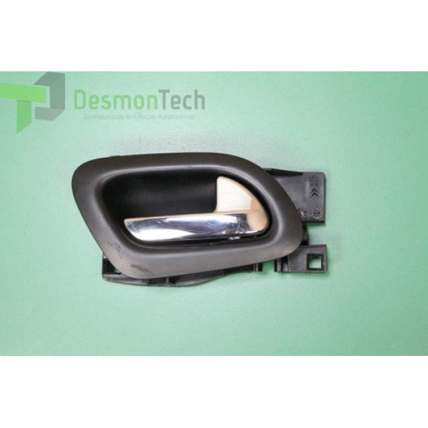 Maçaneta Interna Traseira Direita C3 Picasso 1.6  2013