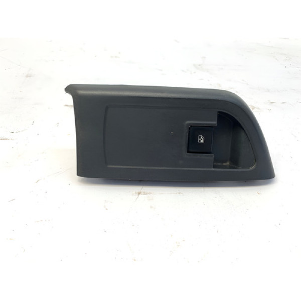Botão Vidro Eletrico Dianteiro Direito Gm 2012 2015 92221585
