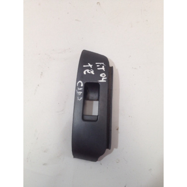 Moldura Botão Vidro Traseiro Esquerdo - Honda Fit 2003 2008