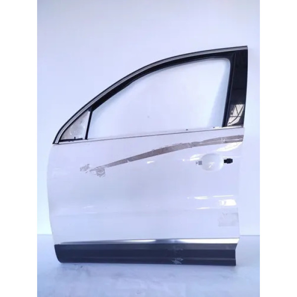 Porta Dianteira Esquerda Tiguan Tsi 2014 * Detalhe