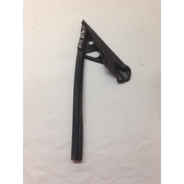 Borracha Vedação Dianteira Esquerda - Bmw 120i 2008