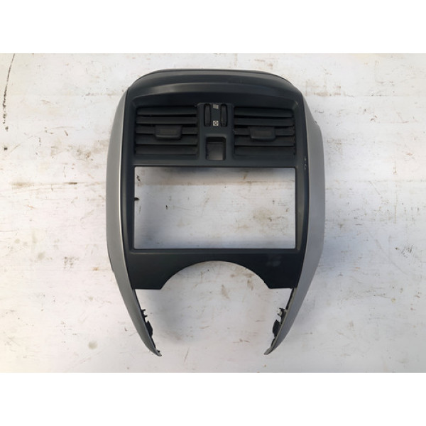 Moldura Central Painel Difusor Ar Nissan Versa 2015 2019