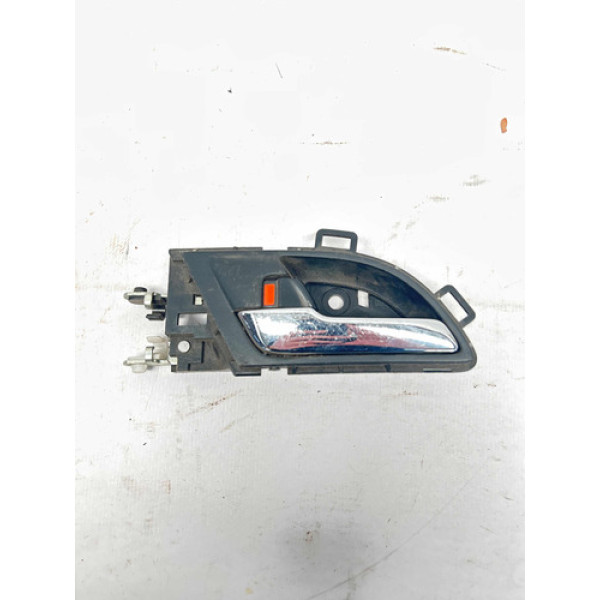 Maçaneta Interna Dianteira Esquerda Honda Crv 2010 Detalhe