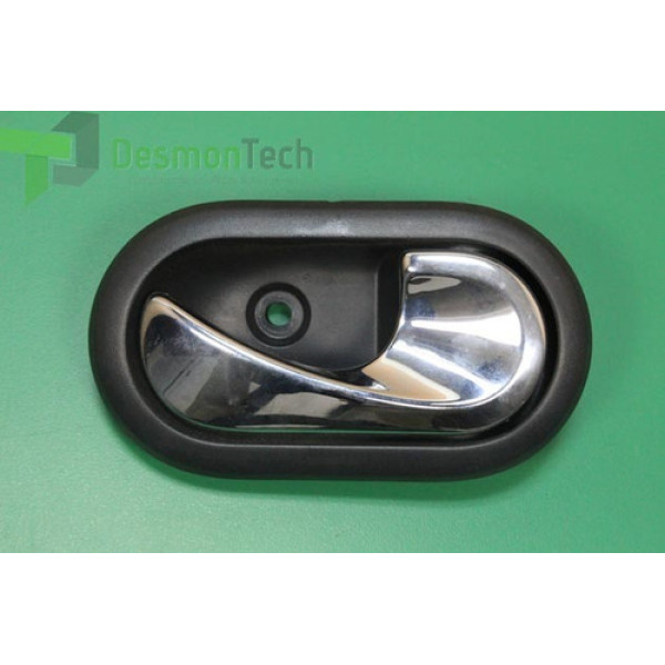 Maçaneta Interna Dianteira Direita Duster 1.6 16v Flex 2018 Dianteira