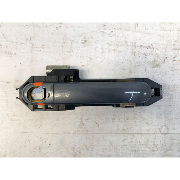 Maçaneta Externa Dianteira Direita Livina 2009 2014 Detalhe Cinza-escuro Dianteira