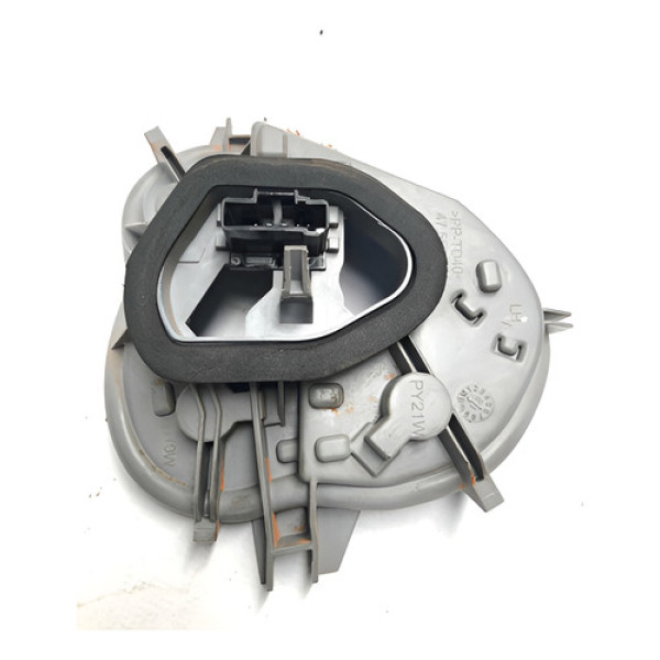 Circuito Lanterna Traseira Esquerda Peugeot 208 2013 2016