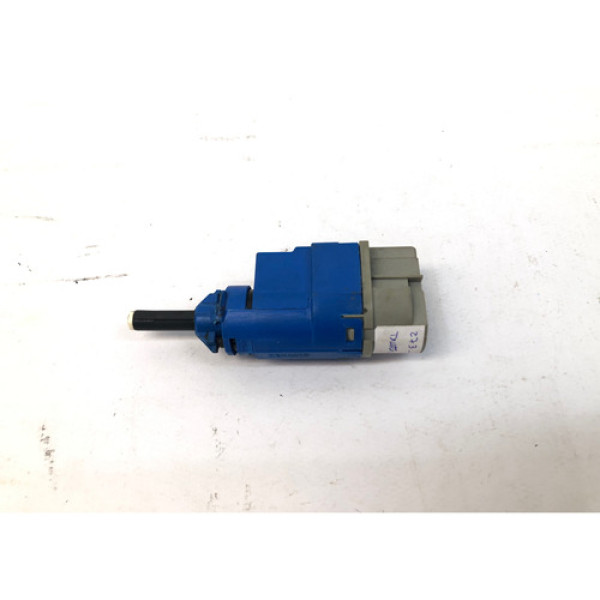 Interruptor Pedal Embreagem Renault Duster 253255192r
