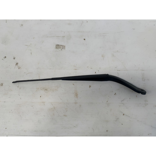 Braço Limpador Esquerdo Para Brisa Renault Logan 2019 2024 Esquerdo
