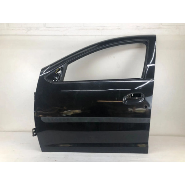 Porta Dianteira Esquerda Renault Sandero 2014 2019 Detalhe Dianteira Esquerda Preto