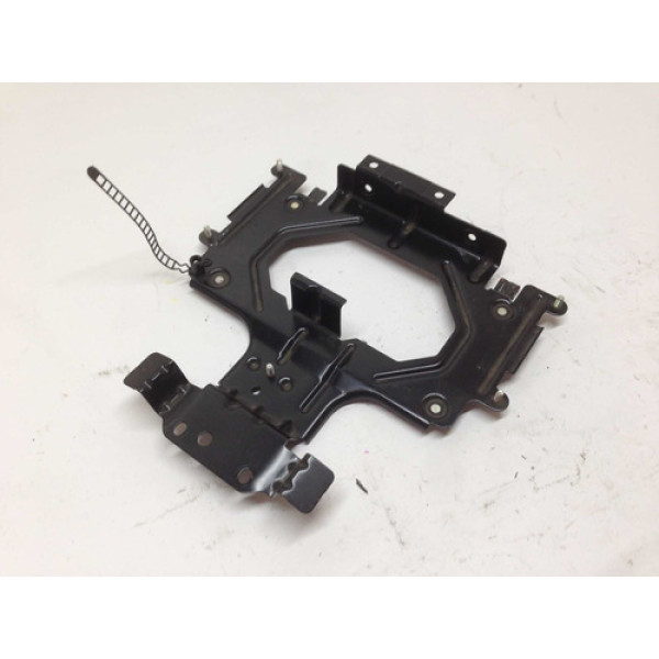 Suporte Módulo Central Bmw 120i 2008