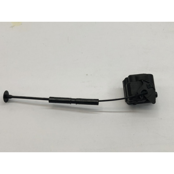 Atuador Trava Portinhola C200 2008 2011