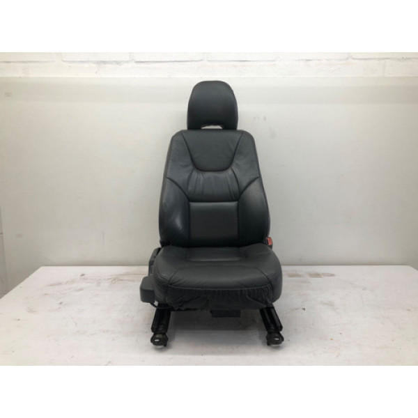 Banco Dianteiro Direito Volvo V70 2.4 2000 2006 Preto