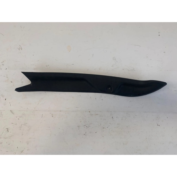 Acabamento Esquerdo Tampa Traseira Citroën C3 2003 2012 Preto