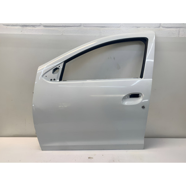 Porta Dianteira Esquerda Renault Logan 2019 2024 Dianteira Esquerda Branco