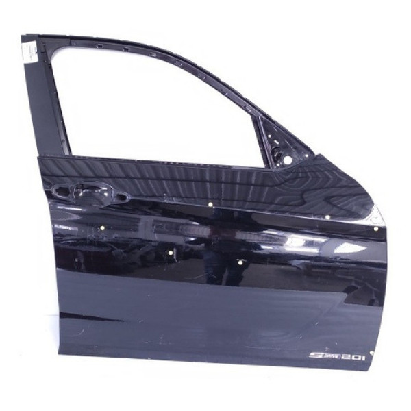 Porta Dianteira Direita Bmw X1 2015 * Detalhe