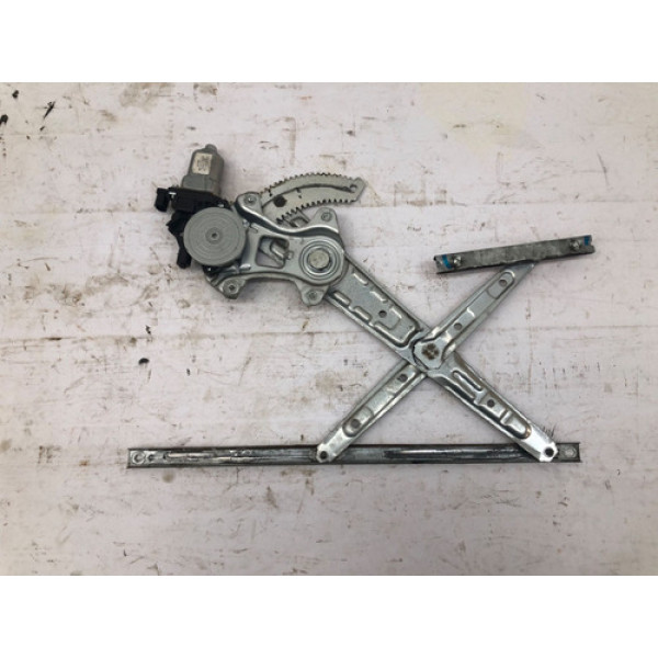 Maquina Vidro Dianteira Direita Nissan Versa 2015 2019