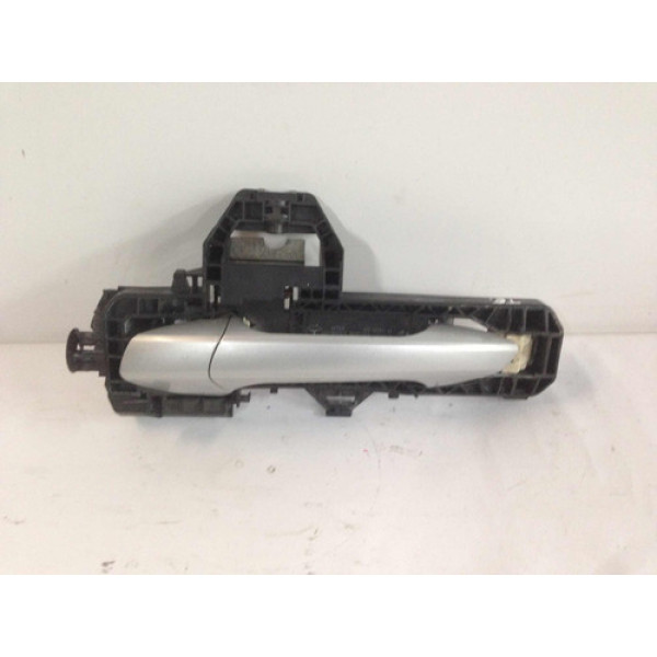 Maçaneta Externa Traseira Esquerda - C200 2008 2011