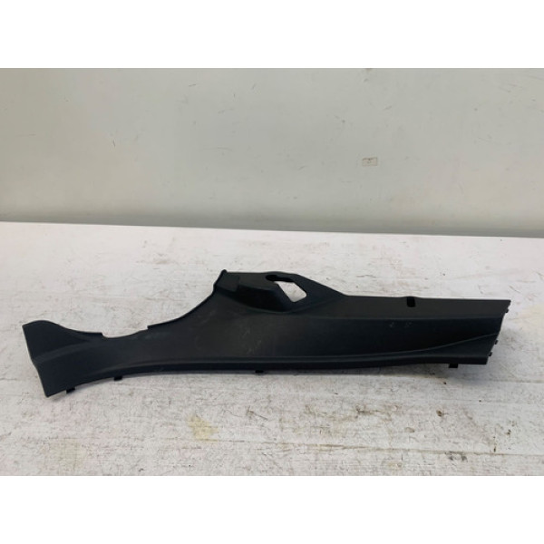 Soleira Traseira Esquerda Renault Kwid 1.0 2017 2021 Preto