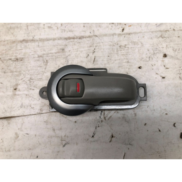 Maçaneta Interna Traseira Direita Nissan Livina 2009 2014 Cinza-escuro Traseira