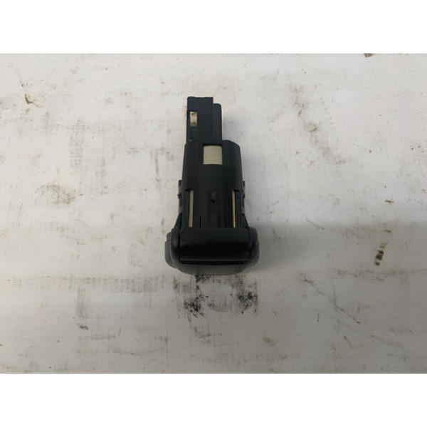 Acendedor Tomada Isqueiro 12v Renault Kwid 1.0 2017 2022 Preto