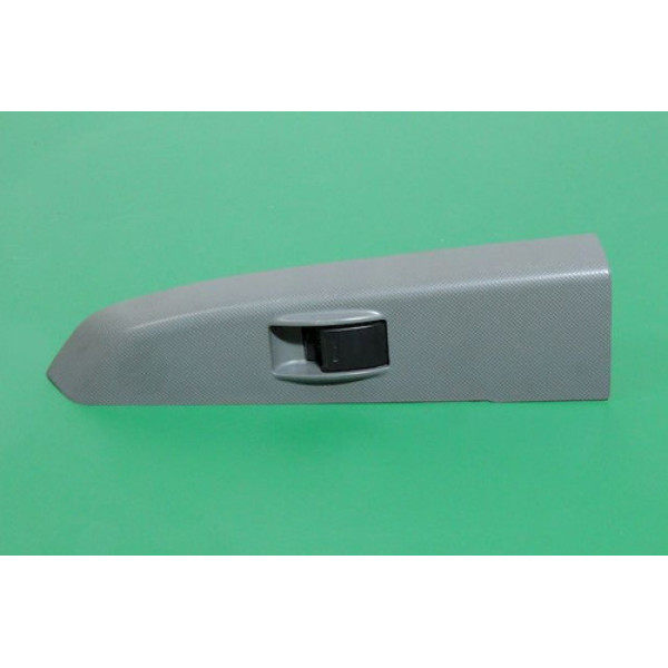 Moldura Puxador Botões Do Vidro Traseiro Esquerdo Hilux 4x2