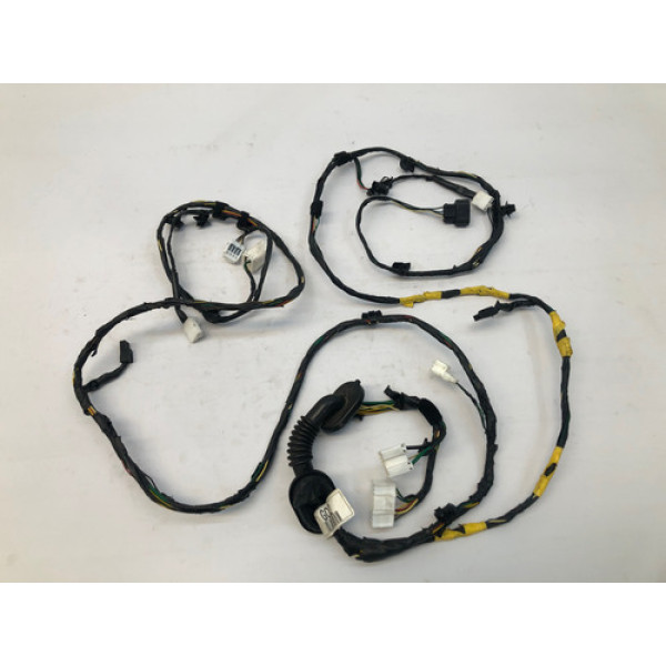 Chicote Tampa Traseira Kia Sorento 2011