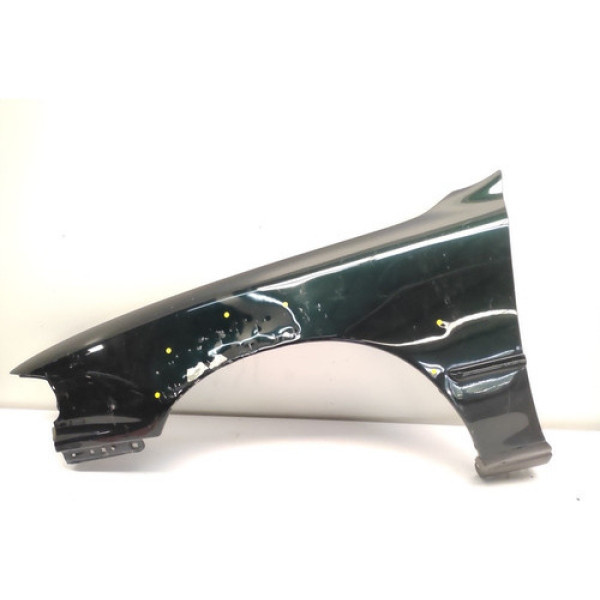 Para Lama Esquerdo Toyota Camry 1992 1997 Verde Detalhe