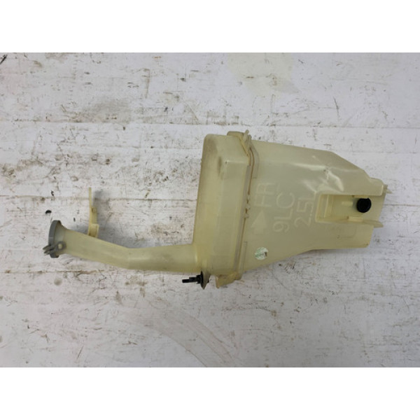 Reservatorio Agua Para Brisa Nissan Versa 1.6 2012 2019