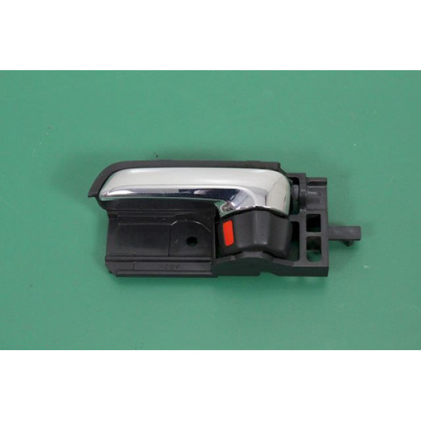 Maçaneta Interna Dianteira Esquerda Suzuki Sx4 2010