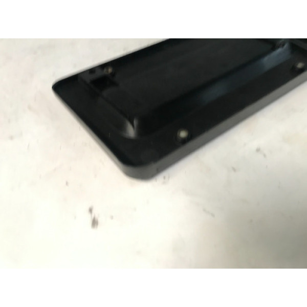 Suporte Placa Traseira Freelander 1 2003 2007 Detalhe