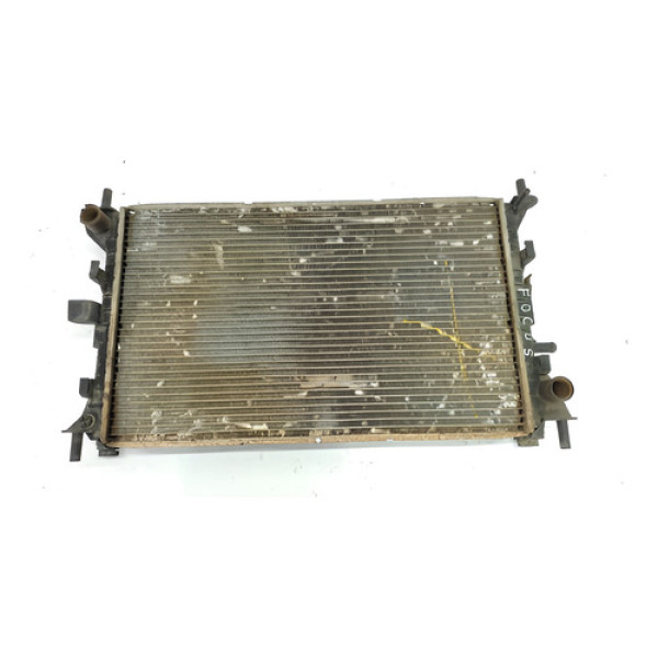 Radiador De Água Ford Focus 1.8 2.0 16v 2001 2008 Detalhe