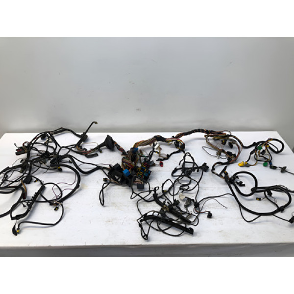 Chicote Cofre Interno Clio 1.0 16v 2001 2002 4 Portas Sem Ar