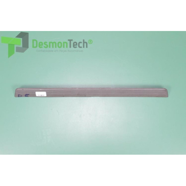 Soleira Interna Porta Dianteira Esquerda Tiggo 2.0 2010