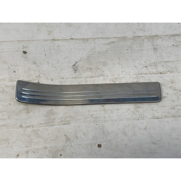 Soleira Porta Traseira Direita C180 2011 2012 Detalhe Prateado