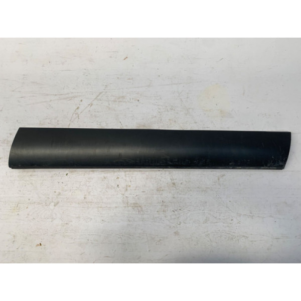 Moldura Friso Dianteira Direita Porta Hrv 2022 2025 753123m6 Preto