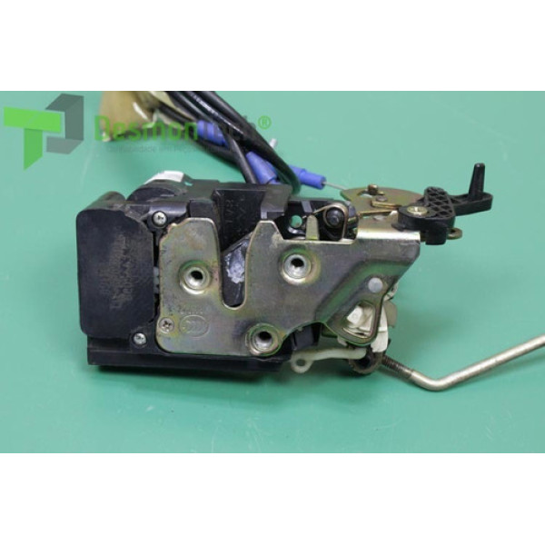 Fechadura Porta Traseira Esquerda Tiggo 2.0 2010