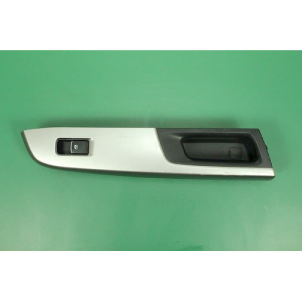 Moldura Puxador Botões Do Vidro Dianteiro Direito Subaru 201