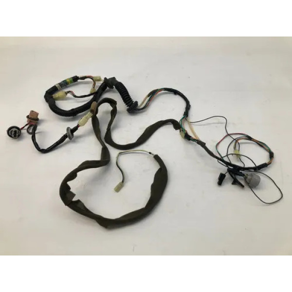 Chicote Tampa Traseira Suzuki Jimny 2015