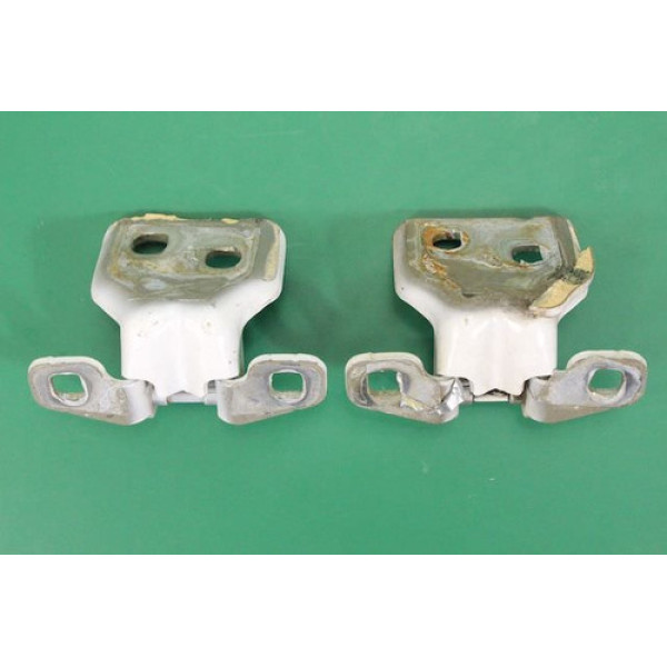 Dobradiça Da Porta Traseira Direita Renault Duster 2015