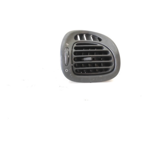 Difusor De Ar Dianteiro Direito Citroen Picasso Xsara 2002