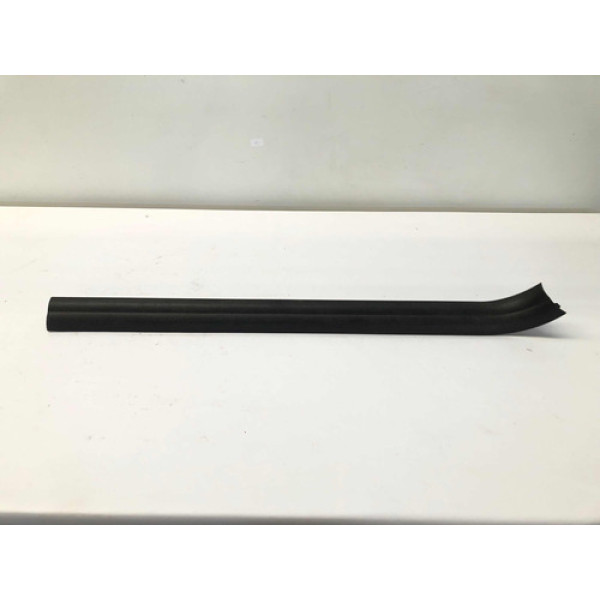 Soleira Dianteira Direita Bmw 120i 2005 2015 Preto